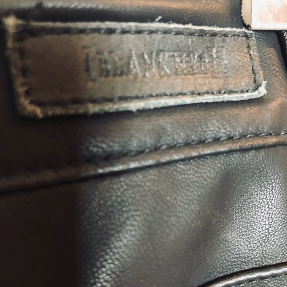 BLANK NYC Black Faux Leather Vegan Whipstitch Rock & Roll Jeans! Size 27 - Picture 9 of 15